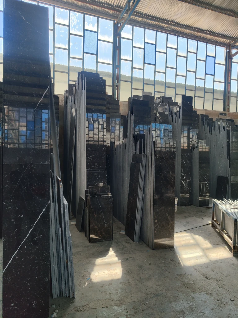 نمای زیبای سنگ آباده